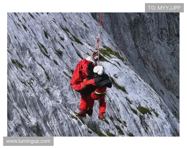 南京攀岩队灵活性研究:技术与策略的完美结合与提升探讨 南京攀岩队灵活性研究:技术与策略的完美结合与提升探讨
