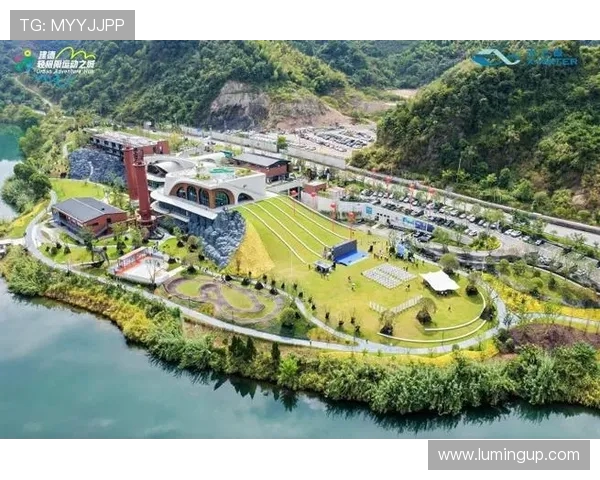 南京极限运动队配合引发热议运动精神与团队默契的深度探讨 南京极限运动队配合引发热议运动精神与团队默契的深度探讨