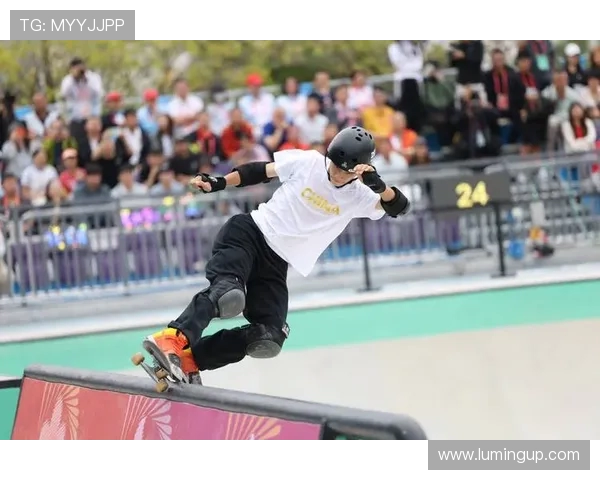 成都街舞队在世界滑板锦标赛中的辉煌突破与成长之路