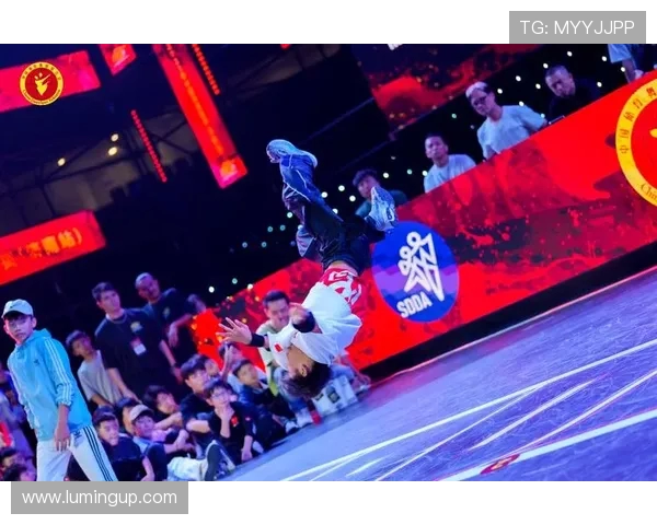 武汉街舞队实力提升引发热议街舞文化新变革与发展探讨 武汉街舞队实力提升引发热议街舞文化新变革与发展探讨