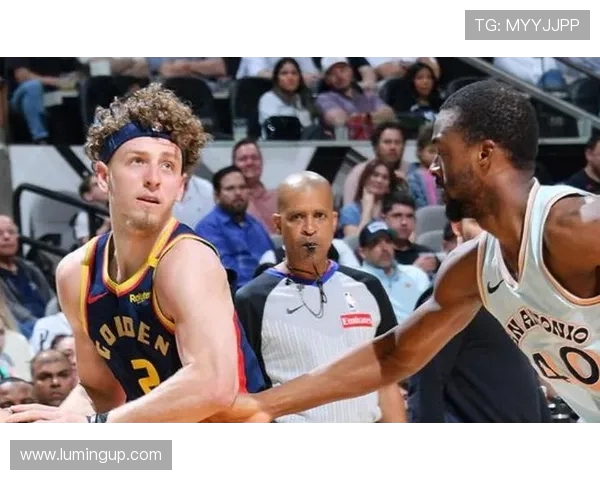 2015年NBA季后赛勇士与马刺的巅峰对决回顾与精彩瞬间分析 2015年NBA季后赛勇士与马刺的巅峰对决回顾与精彩瞬间分析