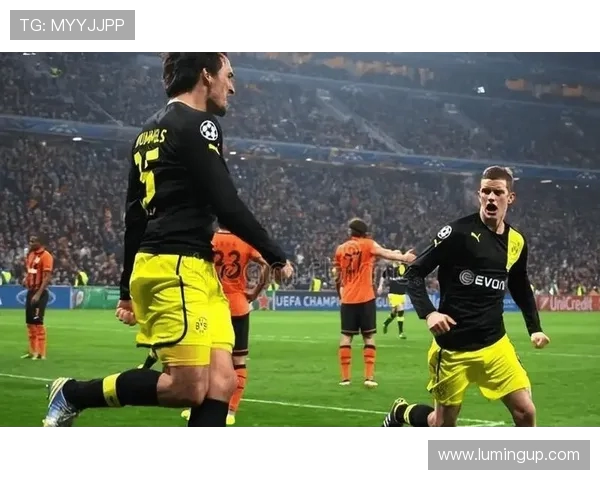 2019年欧冠小组赛多特蒙德与巴塞罗那的巅峰对决回顾与分析 2019年欧冠小组赛多特蒙德与巴塞罗那的巅峰对决回顾与分析