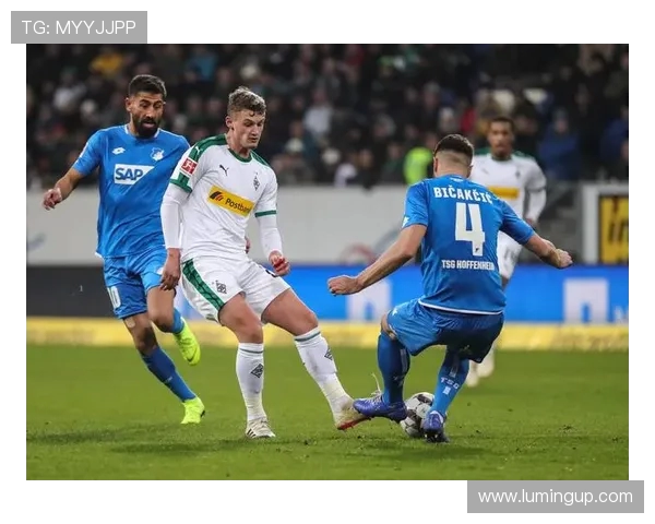 德甲激战今日科隆主场迎战门兴双方争夺三分精彩对决即将上演