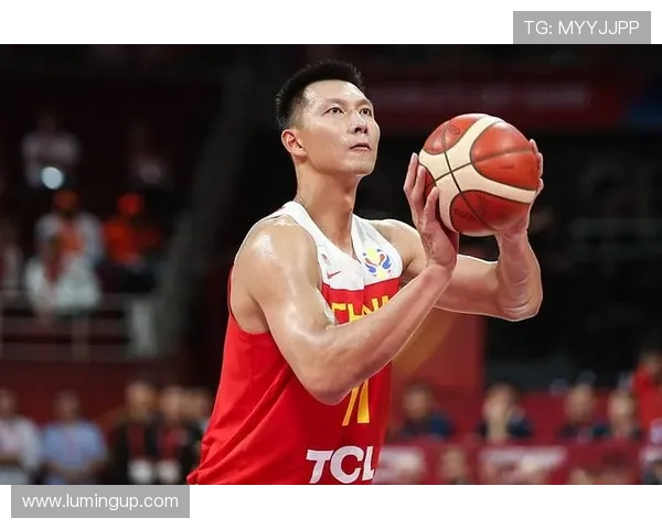 易建联的篮球传奇之路:从青涩少年到国家队核心的辉煌历程与未来展望