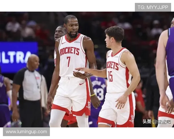 火箭队与活塞队精彩对决国语录像回放全程解析与精彩瞬间分享