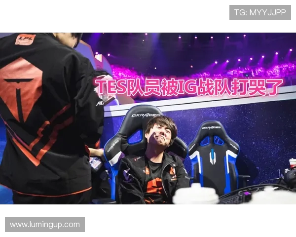 TES战队在Major赛积分榜上以53分稳居第一位置,竞争激烈引人关注 TES战队在Major赛积分榜上以53分稳居第一位置,竞争激烈引人关注