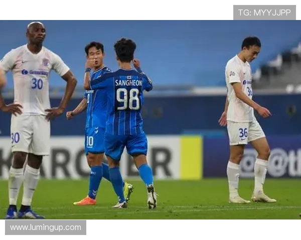 上海足球队在精英赛中的战术意识与团队协作表现分析